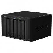 Сетевое хранилище данных на пять жестких дисков Synology DS1515+